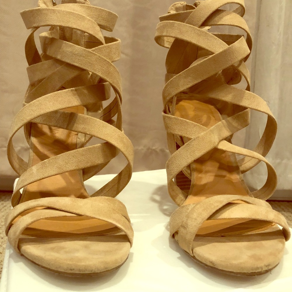 Tan-Nude colored, soft suede-like heels 💛